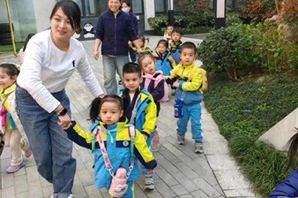 体育游戏app平台 场景复原一下： 憨厚问：“小一又友-开云